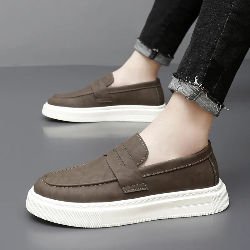 Scarpe slip-on chic in pelle