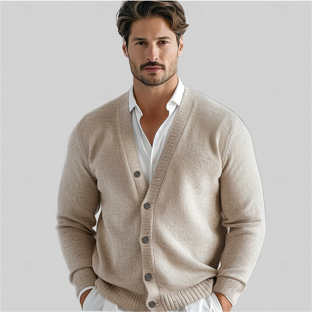 Cardigan elegante con bottoni