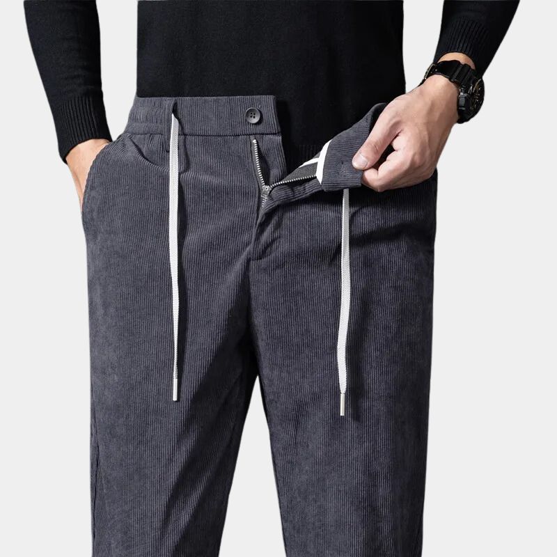 Pantaloni eleganti in velluto a coste