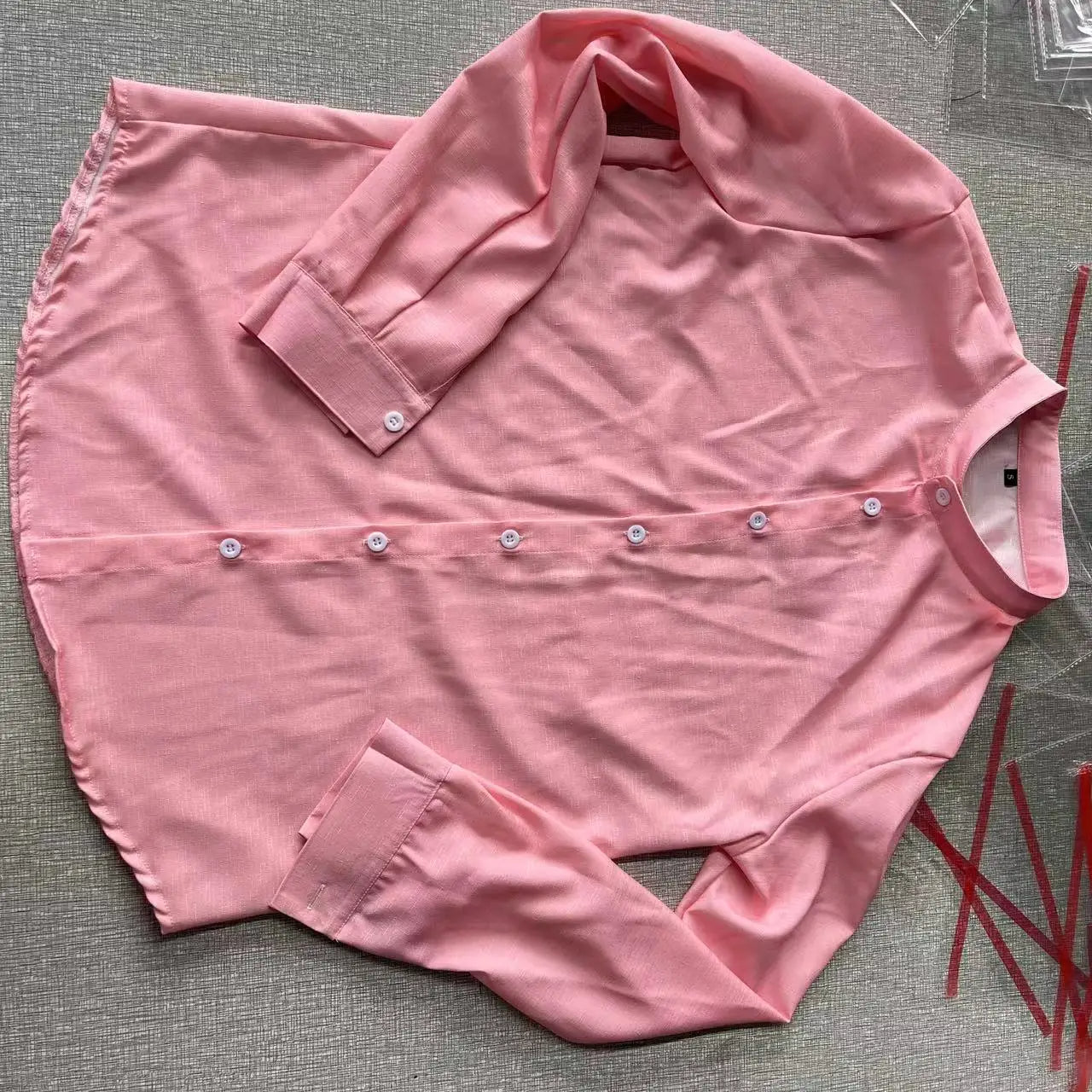 Camicia elegante e colorata